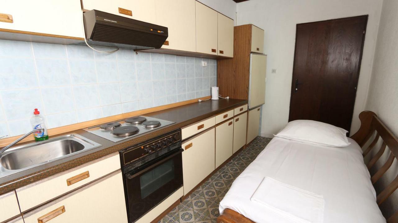 Dinka Guesthouse Makarska Extérieur photo
