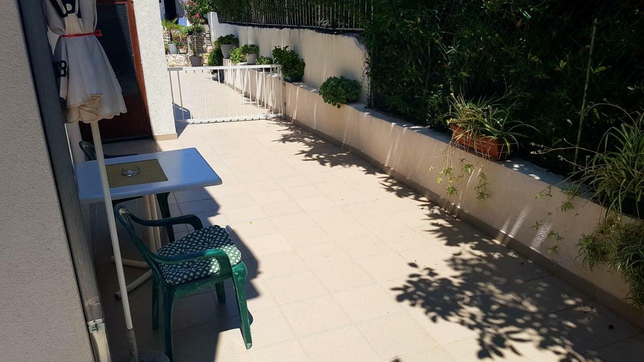 Dinka Guesthouse Makarska Extérieur photo